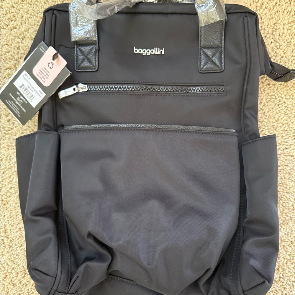 Baggallini Women’s Soho BackpackLaptop Backpack Travel Bag Black